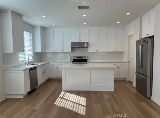 Photo #2: OC26046990 Listing 