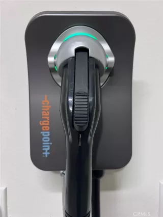 Photo #4: OC26046990 Listing 