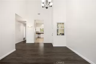 Photo #2: OC26046996 Listing 