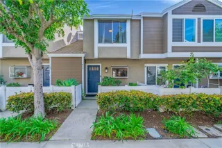 More Details about MLS # OC26047008 : 47 DOGWOOD