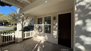 Photo #2: OC26047490 Listing