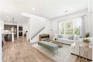 Photo #6: OC26047867 Listing 