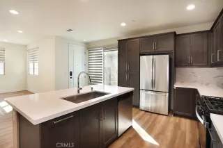 Photo #6: OC26048018 Listing 