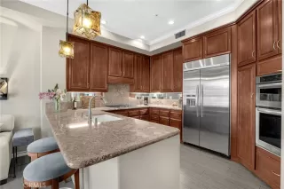 Photo #5: OC26048022 Listing 