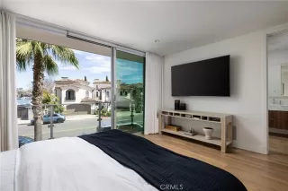 Photo #4: OC26048068 Listing 