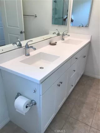 Photo #6: OC26048228 Listing