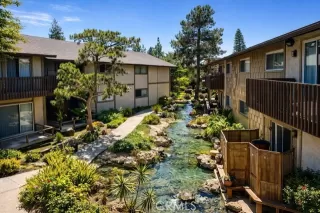 Photo #6: OC26048624 Listing 