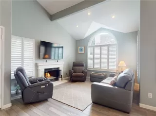 Photo #4: OC26048760 Listing 