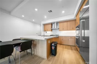 Photo #4: OC26048911 Listing 