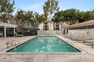 Photo #4: OC26048950 Listing 