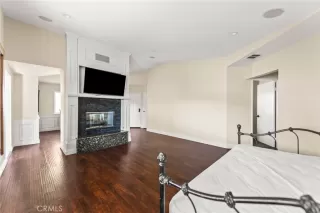 Photo #2: OC26049302 Listing 