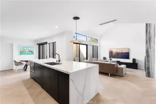 Photo #3: OC26049392 Listing 