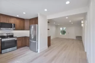 Photo #2: OC26049768 Listing 