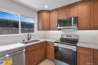 Photo #3: OC26049768 Listing 