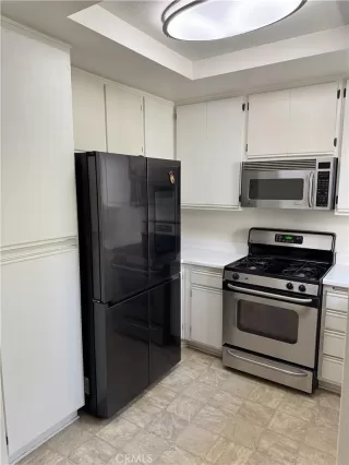 Photo #4: OC26049925 Listing 