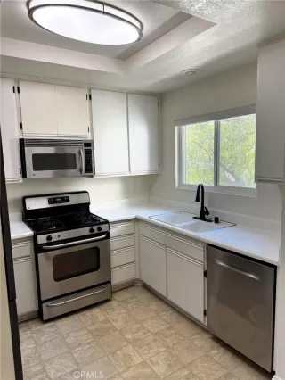 Photo #5: OC26049925 Listing 