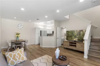 Photo #5: OC26050163 Listing 