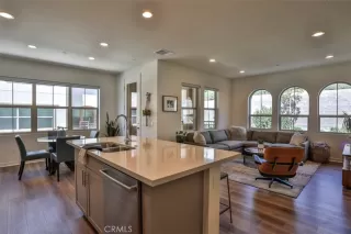 Photo #2: OC26050204 Listing 