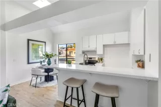 Photo #3: OC26050369 Listing 