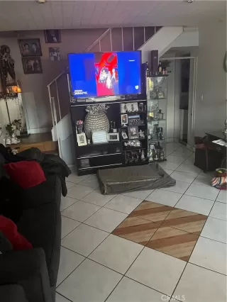 Photo #3: OC26050791 Listing 