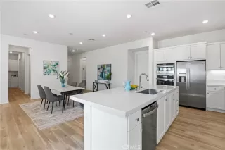 Photo #5: OC26050834 Listing 