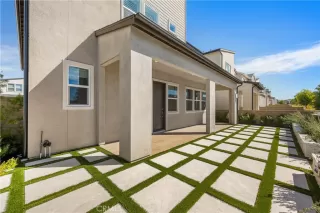 Photo #3: OC26050916 Listing 