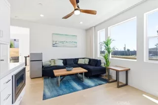 Photo #4: OC26051124 Listing 