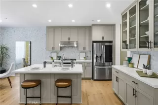 Photo #5: OC26051150 Listing 