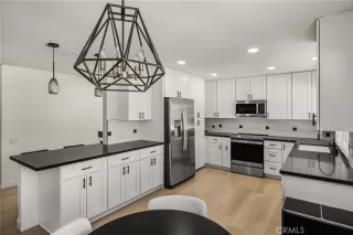 Photo #4: OC26051580 Listing 