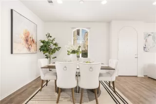 Photo #4: OC26052064 Listing 