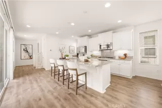 Photo #5: OC26052064 Listing 