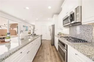 Photo #6: OC26052064 Listing 