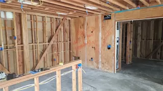 Photo #3: OC26052103 Listing