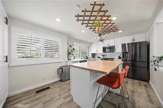 Photo #4: OC26052464 Listing 