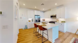 Photo #5: OC26052728 Listing