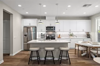 Photo #6: OC26052736 Listing 