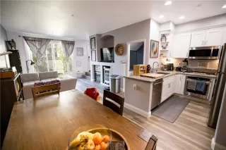 Photo #6: OC26052779 Listing