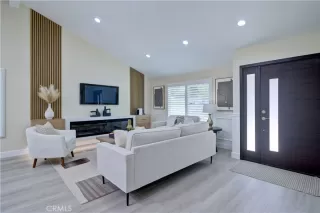 Photo #3: OC26052805 Listing 