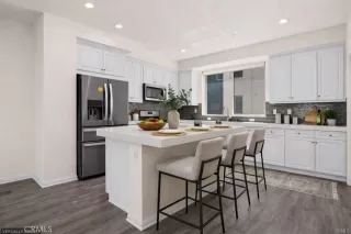 Photo #3: OC26052914 Listing 