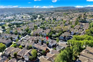 Photo #2: OC26053034 Listing 