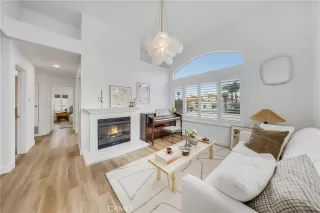 Photo #4: OC26053065 Listing 