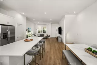 Photo #2: OC26053305 Listing 