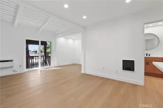 Photo #5: OC26053936 Listing 