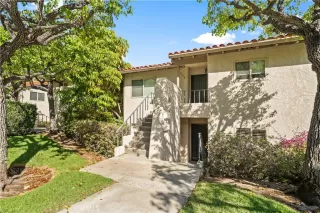 Photo #5: OC26054528 Listing 