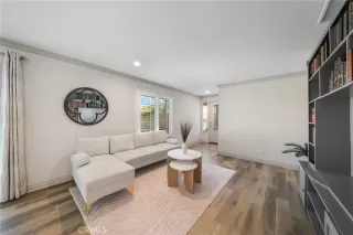 Photo #5: OC26054571 Listing 