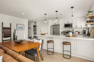 Photo #5: OC26054628 Listing 