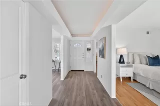 Photo #5: OC26054749 Listing 