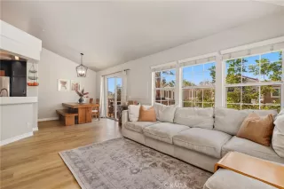 Photo #2: OC26054754 Listing 