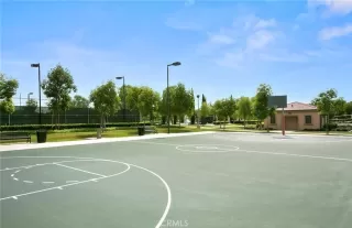 Photo #4: OC26055271 Listing 