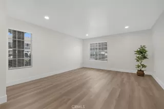 Photo #2: OC26055428 Listing